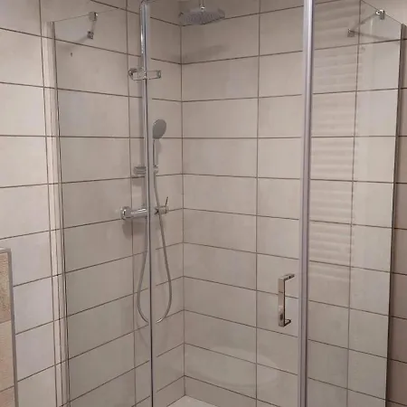 Ela Rateče